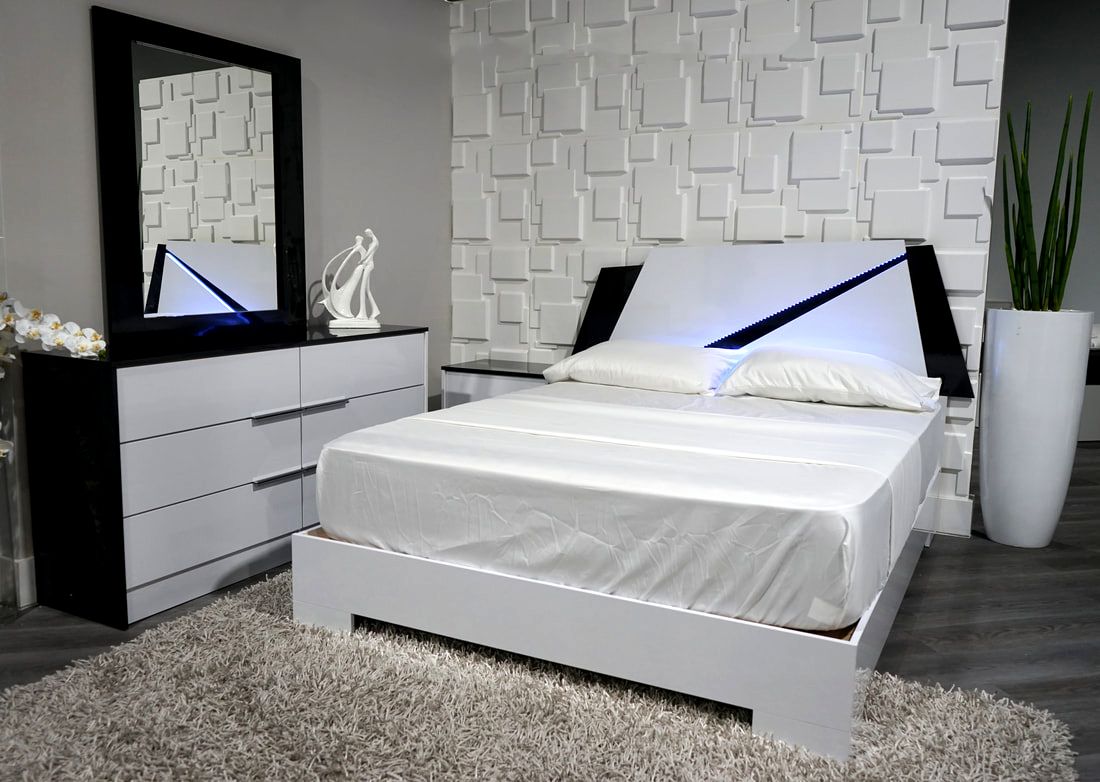 MANHATTAN BEDROOM SET